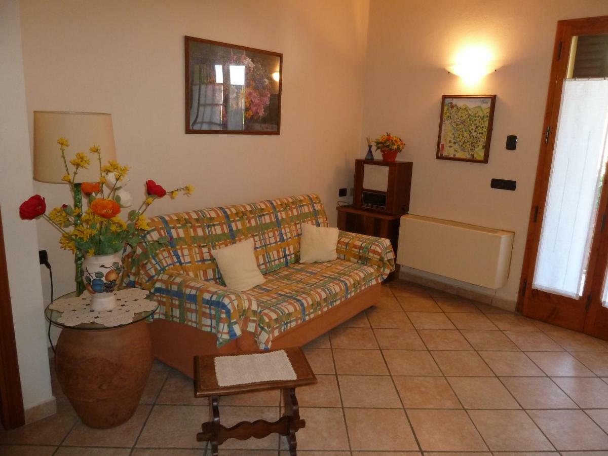 La Casina Nel Cuore Di Apartment