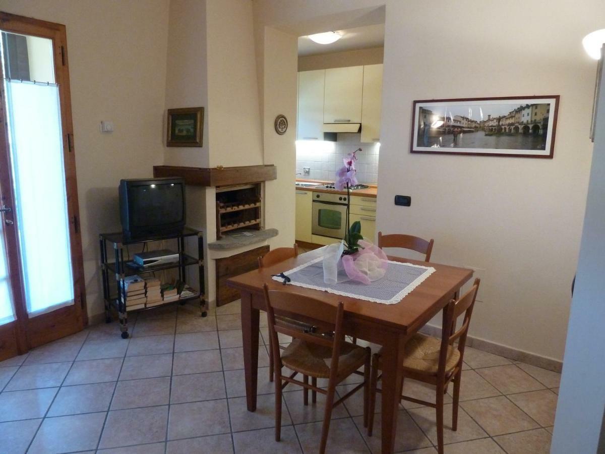 La Casina Nel Cuore Di Apartment *