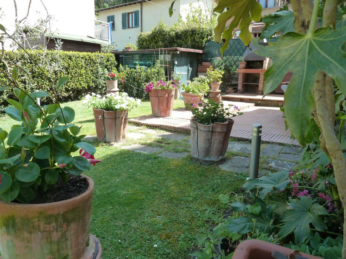 La Casina Nel Cuore Di Apartment